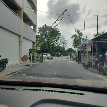 Homestay Kuala Terengganu Near Batu Burok, Hospital Hsnz, Ktcc Mall, Drawbridge C Exterior photo